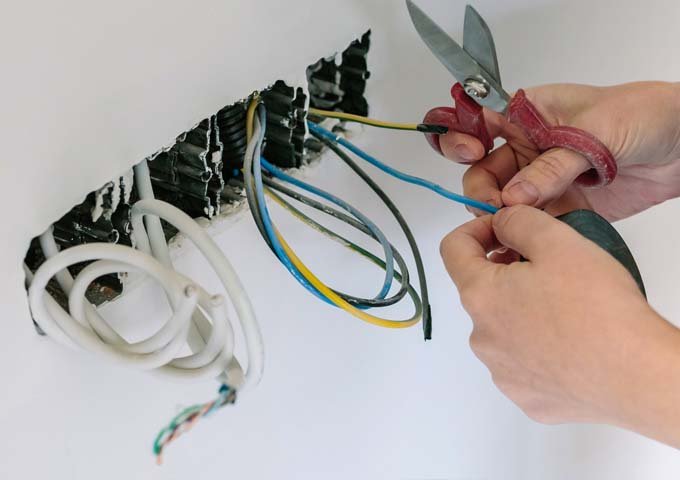 Partial rewiring | Full or Partial Rewiring | Renomate