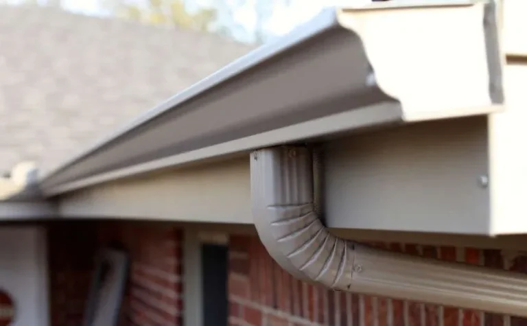Seamless Gutters | Guttering Specialists in Runcorn | Renomate